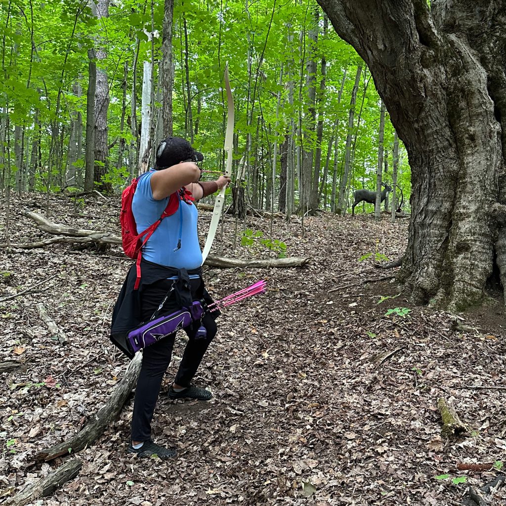 An archery lession with Cindy